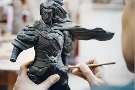 佛山陶艺大师做陶瓷《乱世王者》，楚霸王项羽飘逸精致、霸气十足视频封面