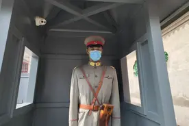 去张氏帅府看沈阳网红机器人，想看看他们是怎么吵架的视频封面