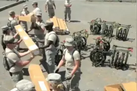 美军为何不去救灾，不去协助防备疫情？州长请求救援都不回应！视频封面