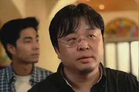 罗永浩急疯了竟然会自己扇自己巴掌，网友：老罗，你脸不疼吗？视频封面