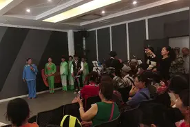 昆明花灯剧《看姑娘
》视频封面