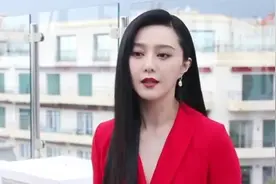 范冰冰父亲范涛，回应女儿与李晨分手，15个字道尽了不甘与无奈视频封面