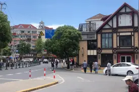 大上海浦东四大名镇之高桥镇，杜月笙老家，商业街人气冷清！视频封面
