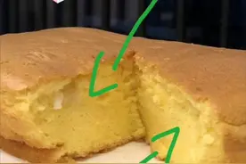 戚风蛋糕内部湿粘原因