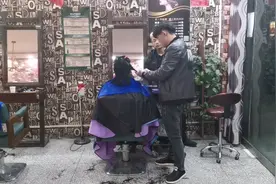 陪媳妇做头发，等的人怀疑人生！大家有这种体会吗视频封面