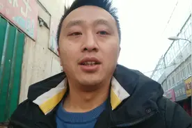 乌鲁木齐冬天干活一天500，小伙刚来就找到活了急着看活去视频封面