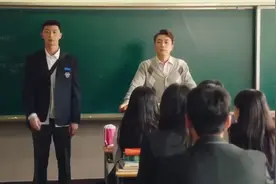 千万不要惹一个转校生，你因为你不知道他为什么转校视频封面