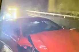洋洋洋撞车剧本，又跟自己兄弟闹掰了！视频封面