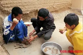 何彩霞，曾经会宁县的校花学霸，现如今竟沦落到这种地步。可惜了视频封面