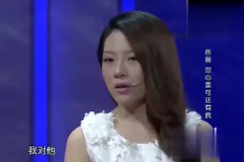 22岁女孩终于找到亲生父亲，相认时爸爸却说：是你妈抛弃了我 (1)视频封面