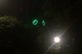 “六一”的夜晚格外平静，新村致远实验小学钟楼晚上10点（无报时视频封面