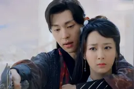 凤凰涅槃重生再见锦觅，上下打量一番，还好只是水神，并非天后视频封面