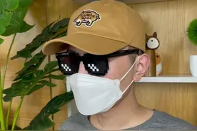 戴上口罩是必要的，要是不影响颜值就更好了，这款韩版kf94口罩就不错，立体的不沾口红#口罩 #韩版口罩视频封面