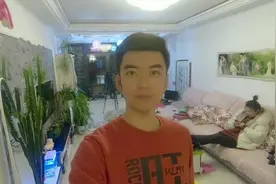 农村小伙在城里，下班就开始打扫卫生，做家务把家收拾的干干净