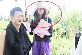 李现女助理照片被扒，清新甜美，似与李现大学关系就很好！视频封面