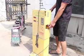 路边的电动车快速充电站，一个月能赚多少钱？说出来让人有点意外视频封面