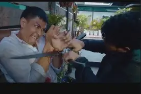 爷爷养大的小猴子竟通人性救了孙子一命，小伙兽性大发了结黑头目视频封面