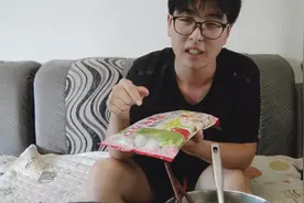 撒尿牛肉丸又叫贡丸，明白了，撒尿牛肉丸和潮汕牛肉丸区别在哪？视频封面