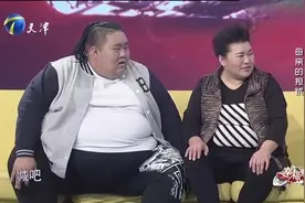 28岁男子体重540斤，母亲登场体重有二百斤，涂磊：我的天呀视频封面