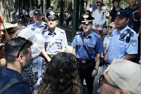 意大利警员期待中国公安民警来罗马开展警务联合巡逻视频封面