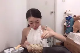 糖友实测血糖吃凉皮！伙伴们还是要警惕！视频封面