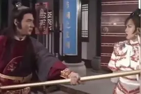 穆桂英擅闯开封府，拔剑公堂强救儿子……视频封面