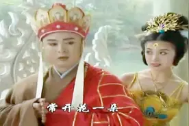 潘军原唱 影视金曲《伴君常开花一朵》优美动听太精彩！视频封面