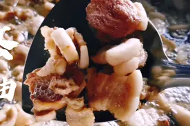 猪肉这样熬油最好，1烙2切3熬，方法简单易保存，油渣香酥美味