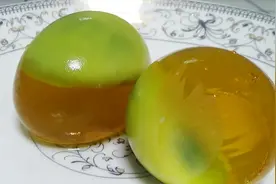 爱吃松花蛋的要收藏了，自己在家就能做，等几天就能吃，太给力了视频封面