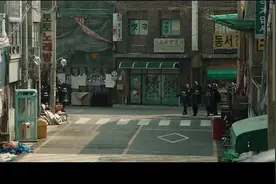 看韩国城市拆迁，不搬走就出动武警强行拆迁，谁敢不服！视频封面
