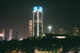 快到国庆了，晚上到温州印象南塘白鹿洲公园，逛一逛，夜景如何？视频封面