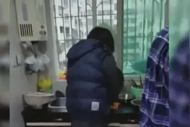 老公的前妻来看孩子，还和老公一起做饭，我该怎么办视频封面