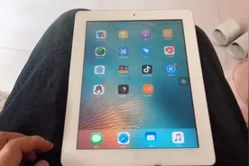 Ipad 2代还可以。