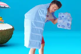 小伙买月销量上万的“软冰垫”，真的是解暑神器？对比凉席效果