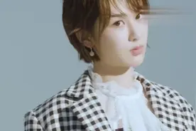 杨紫微信好友如何备注名称，所有人写的都是名字，唯独对他特殊视频封面