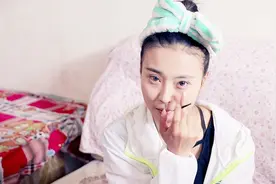农村女孩一大早洗完脸上妆，妆前妆后变化大吗？520快来表白吧视频封面