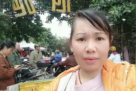 玉林南桥南流江，居然有一个岛屿，岛屿有人摆地还有很多人游玩视频封面