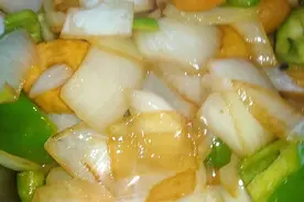 家常炒洋葱这样做，简单省事，既好吃又好做，非常值得收藏视频封面