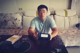 小伙网购一个上网神器，一天50g流量一个月1500g流量，超划算的