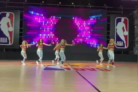 【NBA5v5】开拓者啦啦队火热来袭！姑娘们的舞蹈够辣吗？视频封面