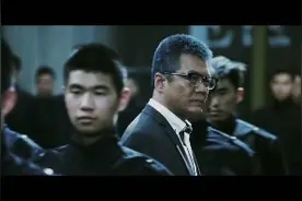 富豪保镖公司雇保镖，别人都看不上，最后选了个最厉害的。视频封面