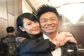 藏不住了！王宝强“富豪”姐姐曝光，结婚八年一直保持联系视频封面