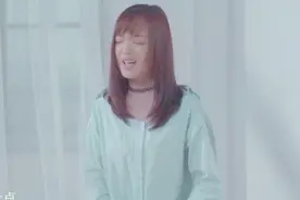 最新伤感情歌，听的心痛，听的心碎！视频封面
