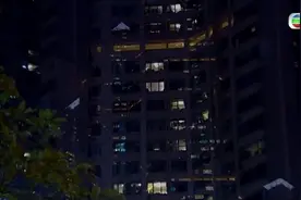 年轻时的钟嘉欣真的很美，笑起来很甜视频封面