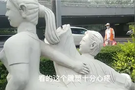汾河岸边雕塑断臂，孩子胳膊打折13年没人管，和欧洲大卫有一拼视频封面