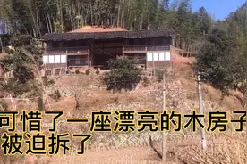 农村的老屋，一旦房子被拆了之后，土地就不属于房主了吗？视频封面