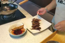 上海正宗的本帮菜：烤子鱼的家常做法视频封面