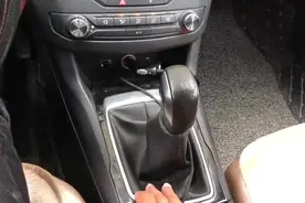 手动挡1挡换2挡技巧，老司机都这样操作，比驾校学的实用