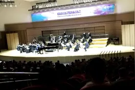 元杰老师哈尔滨音乐学院演奏贝多芬第五钢琴协奏曲第一乐章视频封面