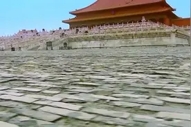 雍正皇帝上早朝，不料皇帝未说平身，却有人站了起来，作死！